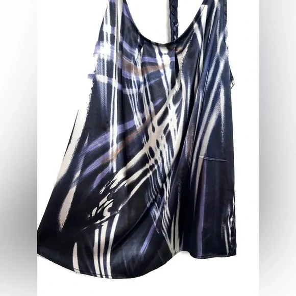 Jacob abstract pattern top, size Medium - Picture 7 of 9